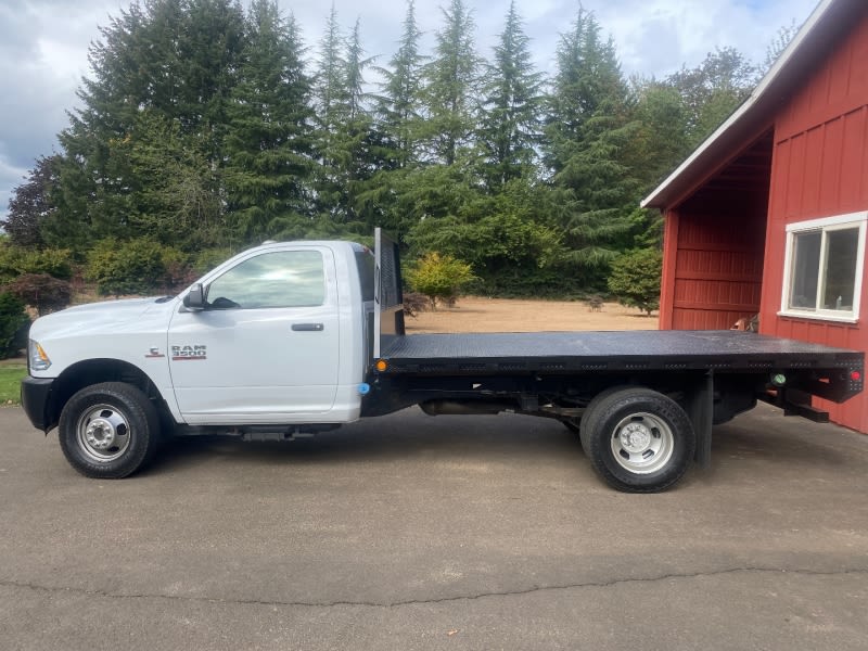 RAM 3500 Flatbed Diesel 4x4 2015 price $45,500