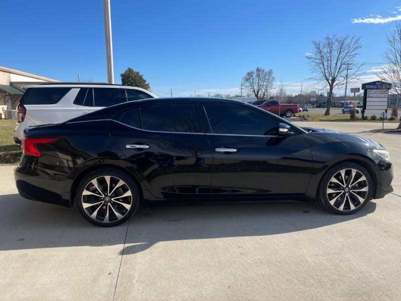 Nissan Maxima 2016 price $14,999