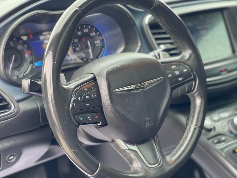 Chrysler 200 2015 price $7,999