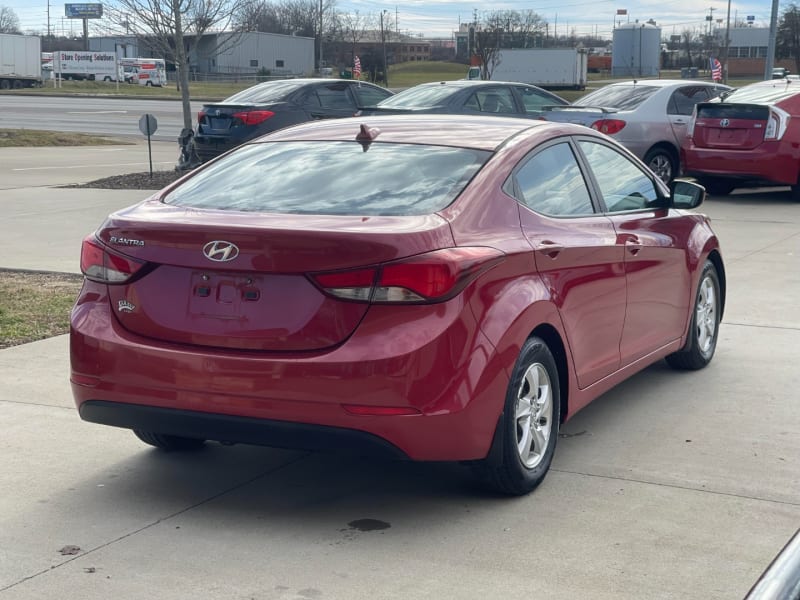 Hyundai Elantra 2016 price $8,999