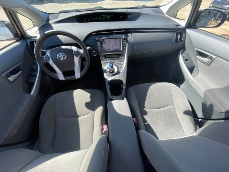 Toyota Prius 2011 price $9,999