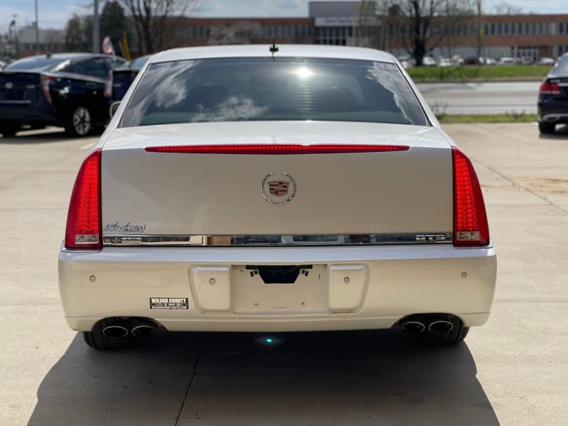 Cadillac DTS 2008 price $3,999