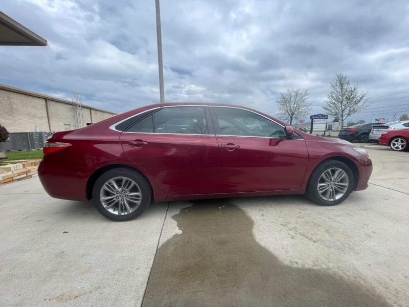 Toyota Camry 2016 price $13,999