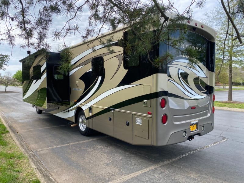 Ford F-53 Motorhome Stripped Chassis 2018 price $139,999