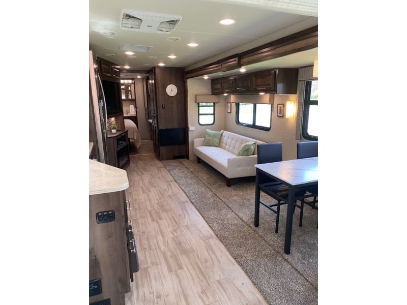 Ford F-53 Motorhome Stripped Chassis 2018 price $139,999