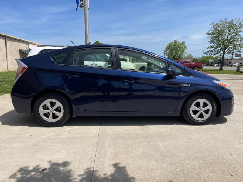 Toyota Prius 2013 price $10,999