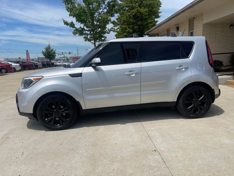 Kia Soul 2016 price $8,999