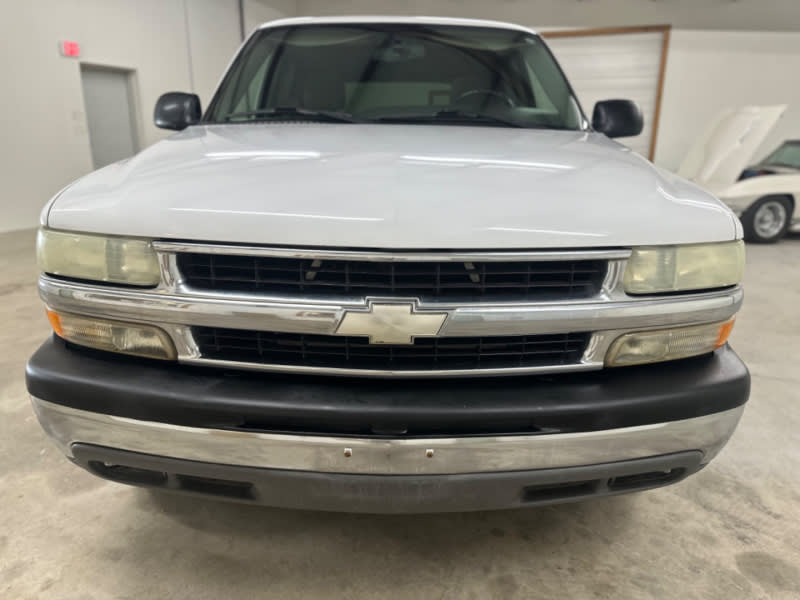 Chevrolet Tahoe 2004 price $8,900