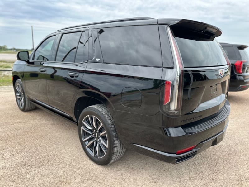 Cadillac Escalade 2022 price $86,900