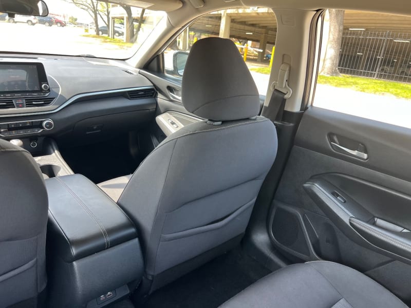 Nissan Altima 2019 price $13,999