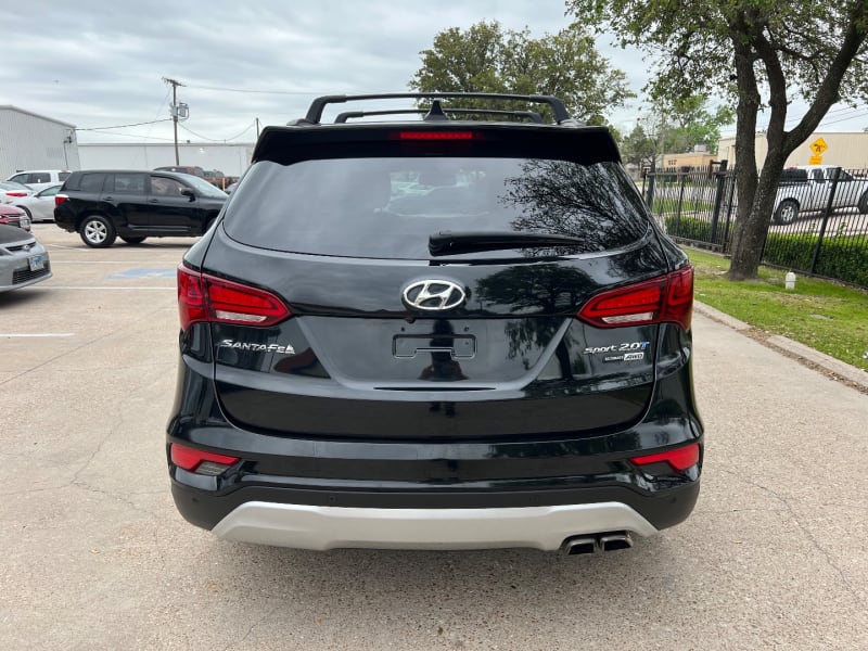 Hyundai Santa Fe 2018 price $13,999