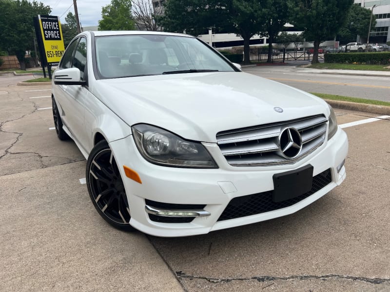 Mercedes-Benz C-Class 2014 price $9,999