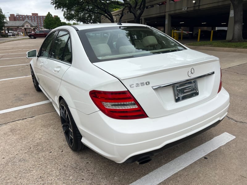 Mercedes-Benz C-Class 2014 price $9,999