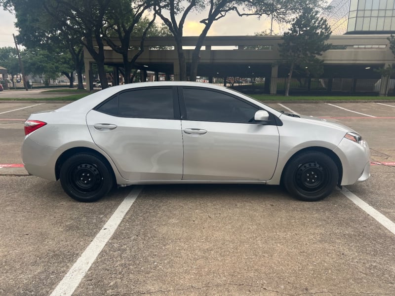 Toyota Corolla 2016 price $12,999