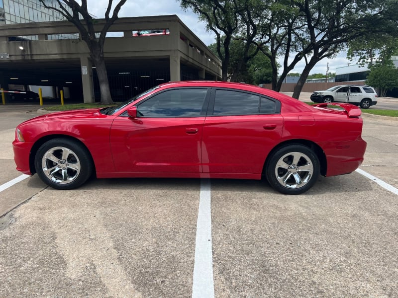 Dodge Charger 2013 price $8,999