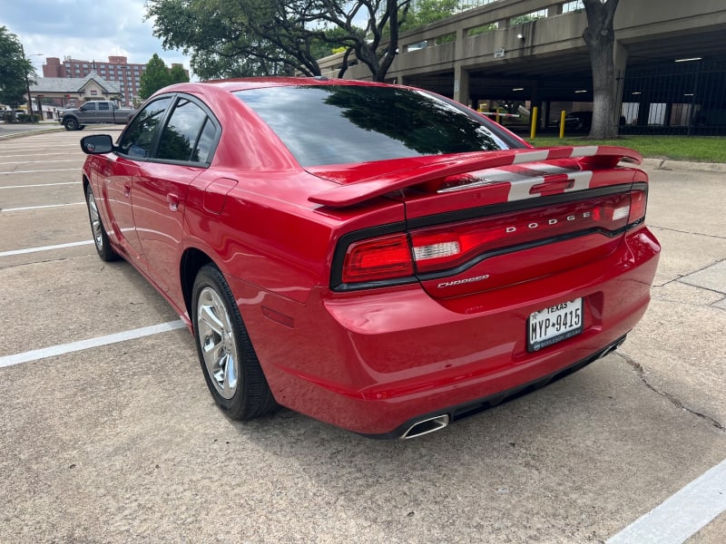 Dodge Charger 2013 price $8,999