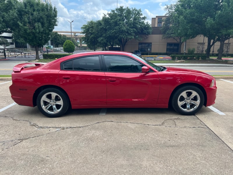 Dodge Charger 2013 price $8,999