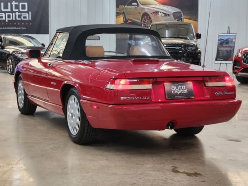 Alfa Romeo Spider 1991 price $29,990