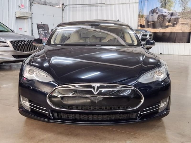 Tesla Model S 2014 price $18,990