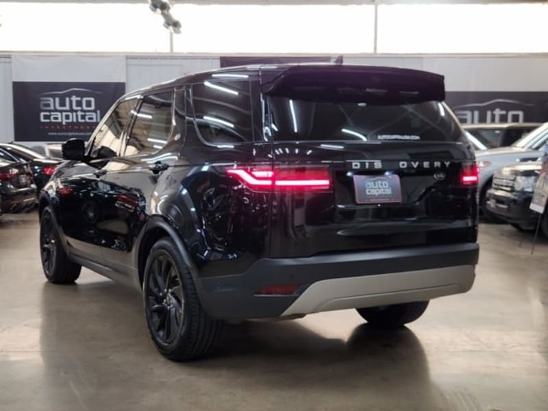 Land Rover Discovery 2021 price $29,990