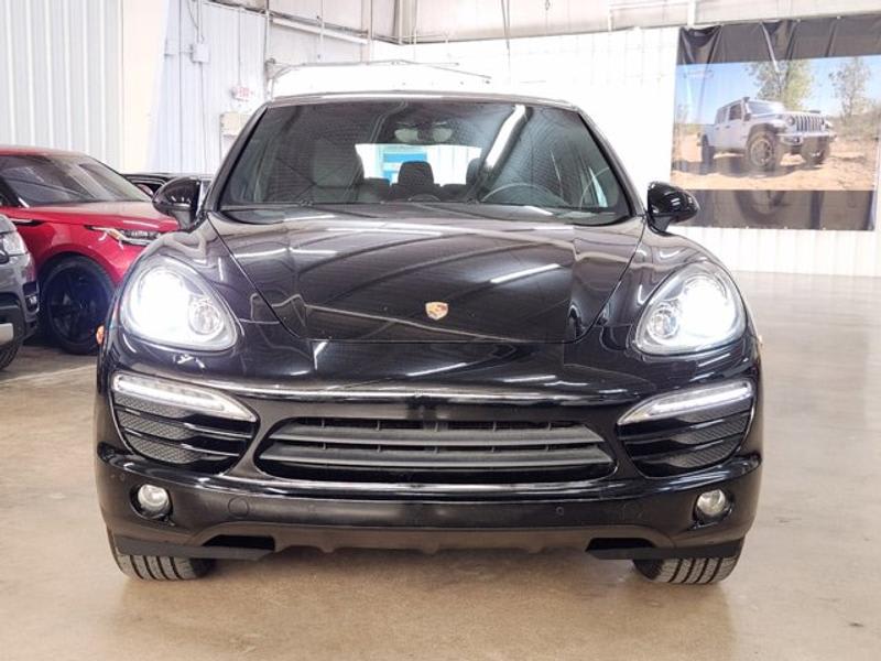 Porsche Cayenne 2014 price $20,990