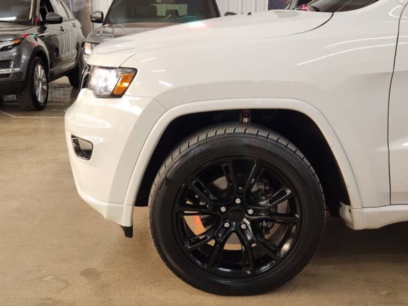 Jeep Grand Cherokee 2019 price $23,290