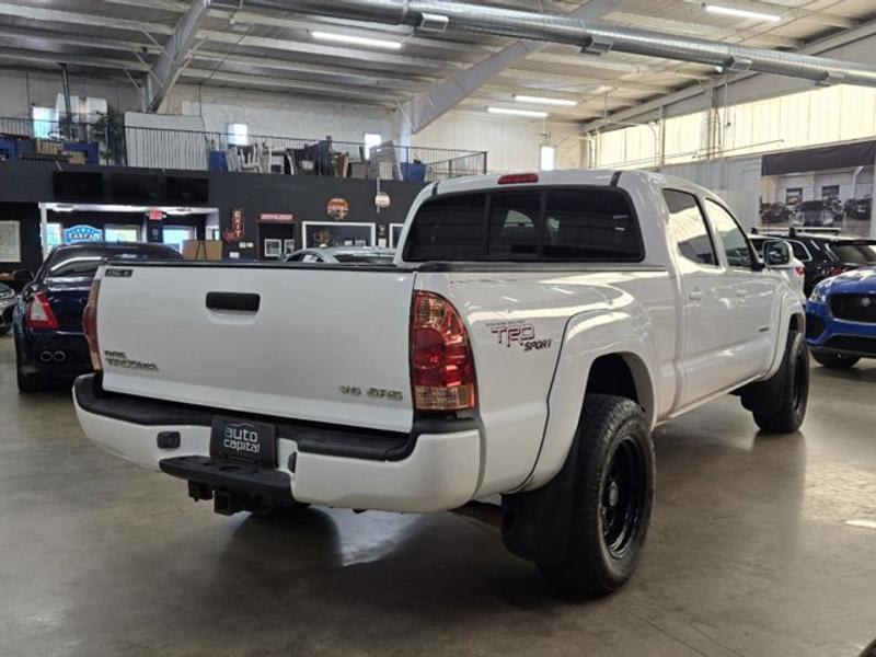 Toyota Tacoma 2005 price $11,990