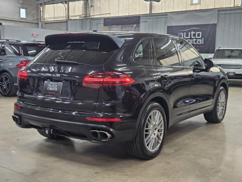 Porsche Cayenne 2015 price $24,990