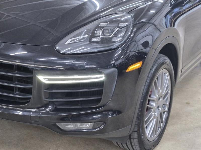 Porsche Cayenne 2015 price $24,990