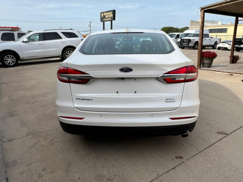 Ford Fusion 2019 price $18,500