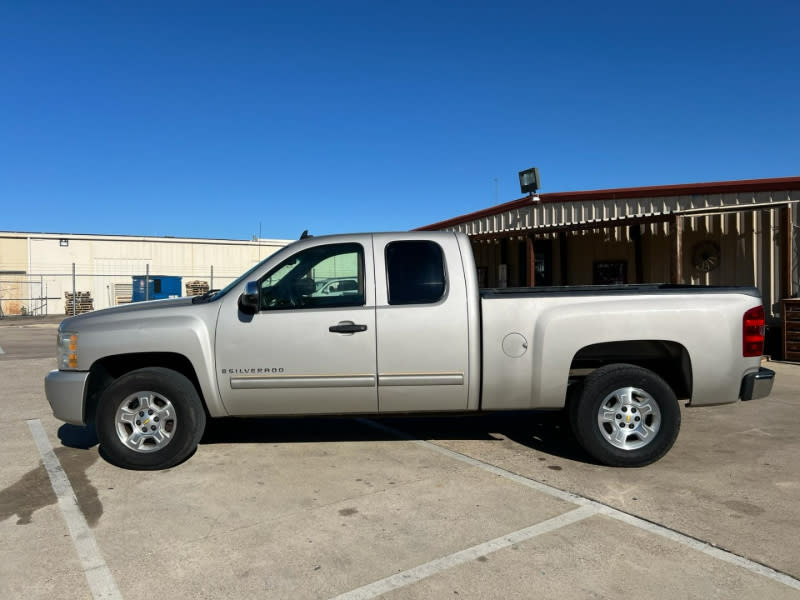 CHEVROLET SILVERADO 1500 2009 price $11,500