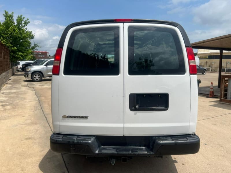 Chevrolet Express Cargo Van 2019 price $26,500