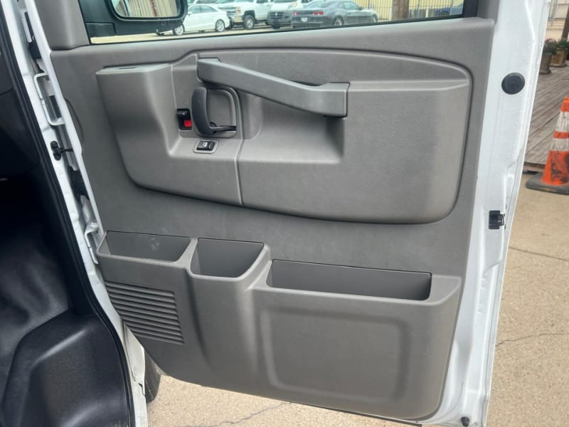 Chevrolet Express Cargo Van 2019 price $26,500