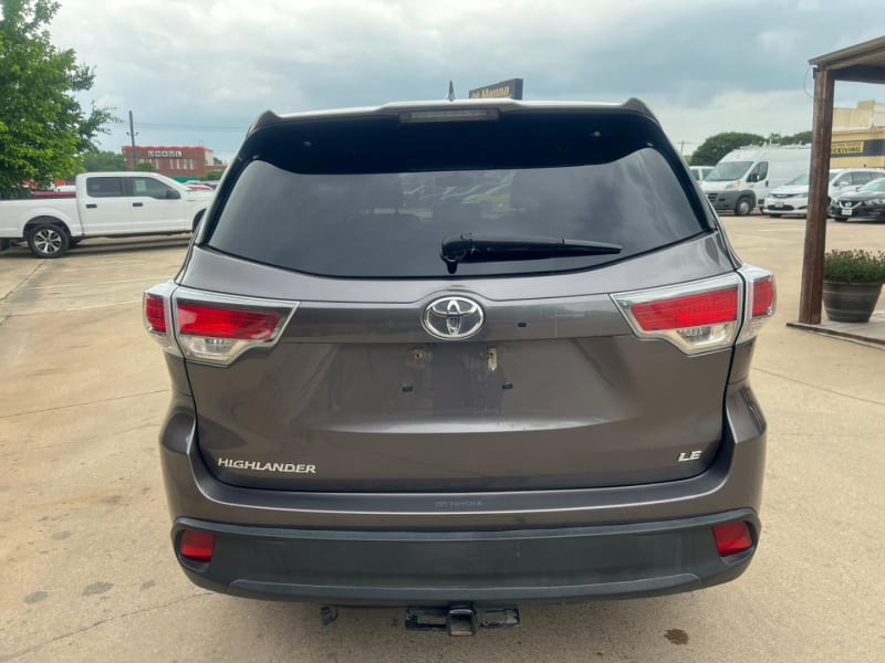 Toyota Highlander 2016 price $18,500