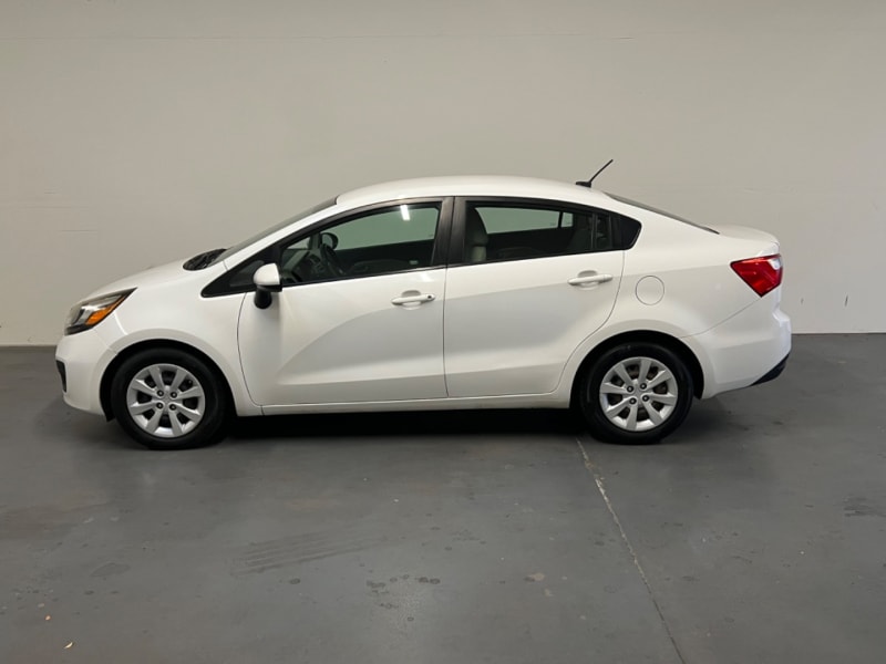 Kia Rio 2013 price Recently Sold