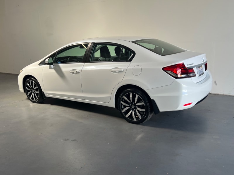 Honda Civic Sedan 2015 price Recently Sold