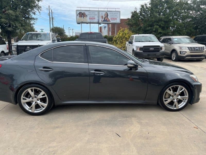 LEXUS IS 2009 price $10,588