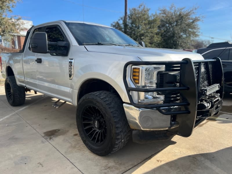 FORD F250 2018 price $18,588