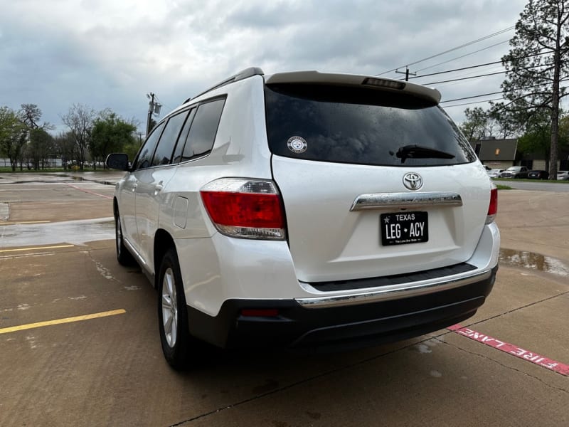 TOYOTA HIGHLANDER 2013 price $11,498