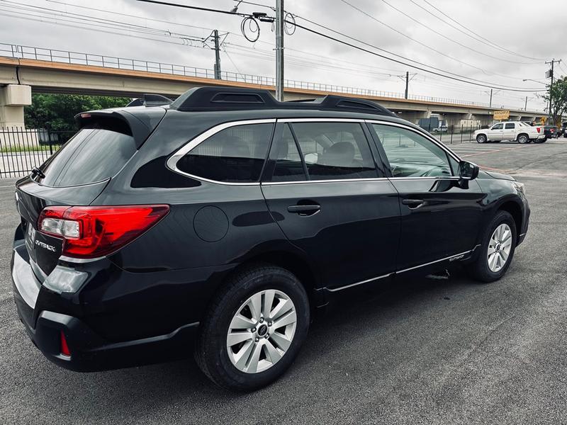 SUBARU OUTBACK 2018 price $17,588