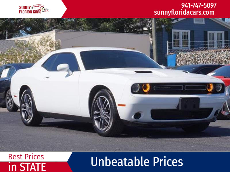 Dodge Challenger 2019 price $15,995