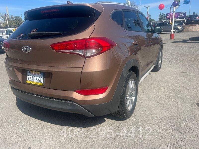 Hyundai TUCSON 2017 price Call for Pricing.