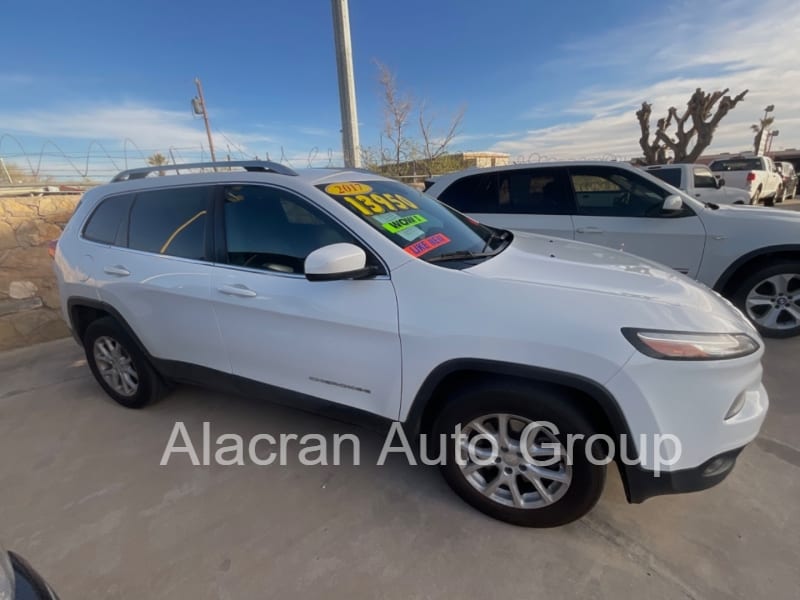 Jeep Cherokee 2017 price $9,950