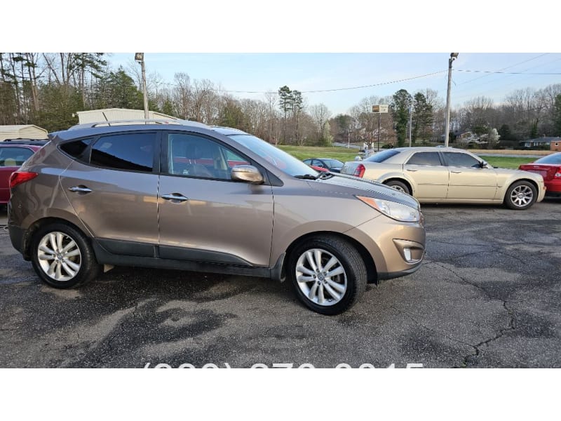 HYUNDAI TUCSON 2011 price $8,995