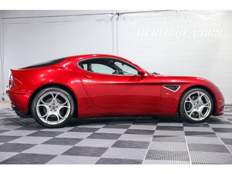 Alfa Romeo 8C Competizione 2008 price $399,000