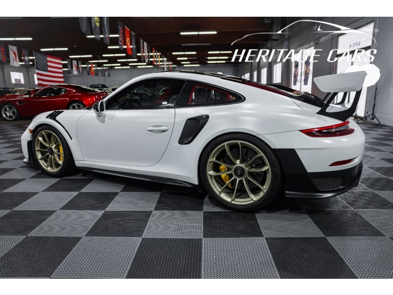 Porsche 911 2018 price $329,990