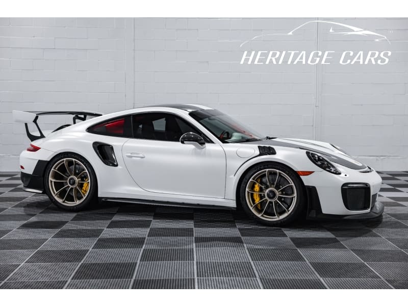 Porsche 911 2018 price $329,990