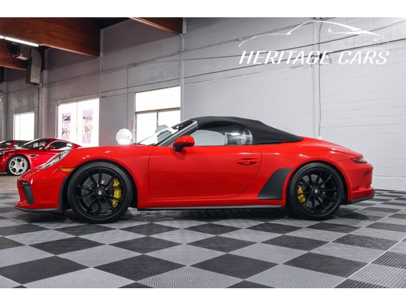 Porsche 911 2019 price $384,990