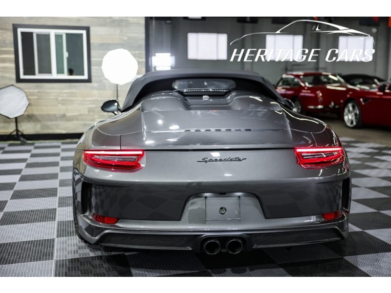 Porsche 911 2019 price $389,990