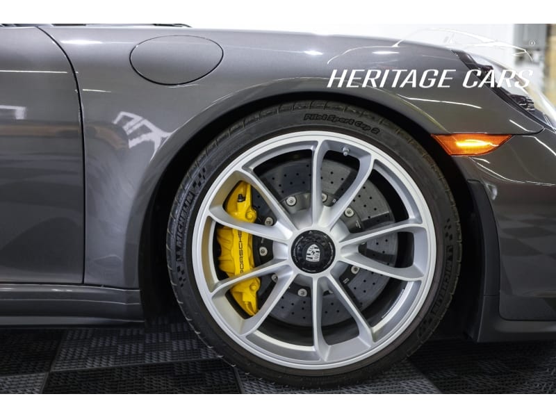 Porsche 911 2019 price $389,990